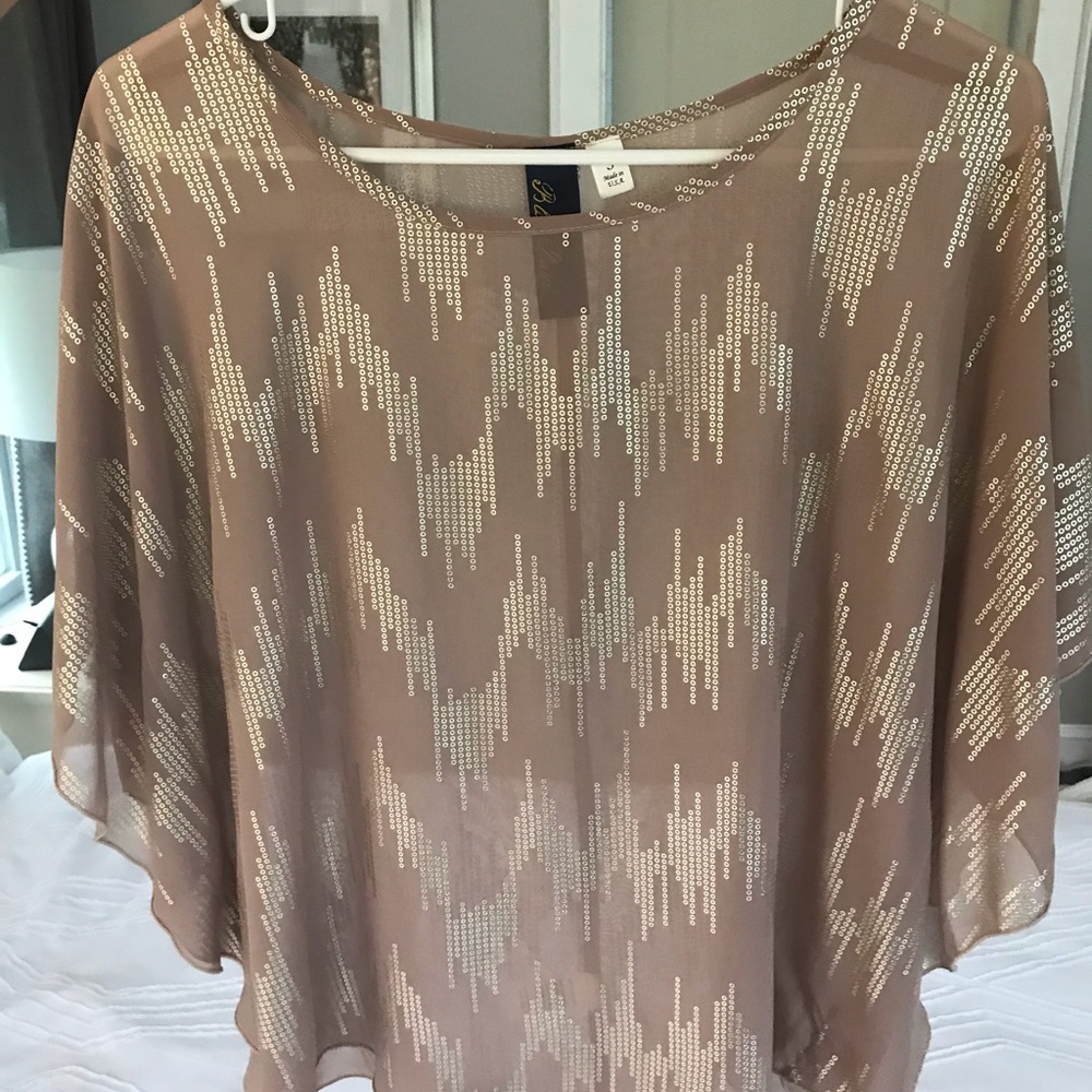 Flowy top